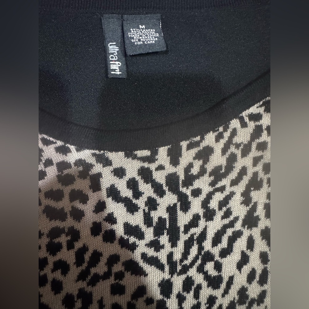 Ultra Flirt Animal Print Long Sleeve Dress - Picture 4 of 4
